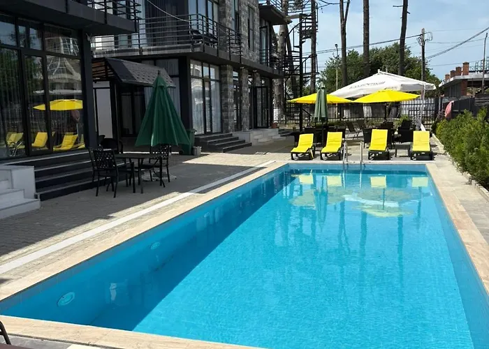 Blue Horizon Apartments